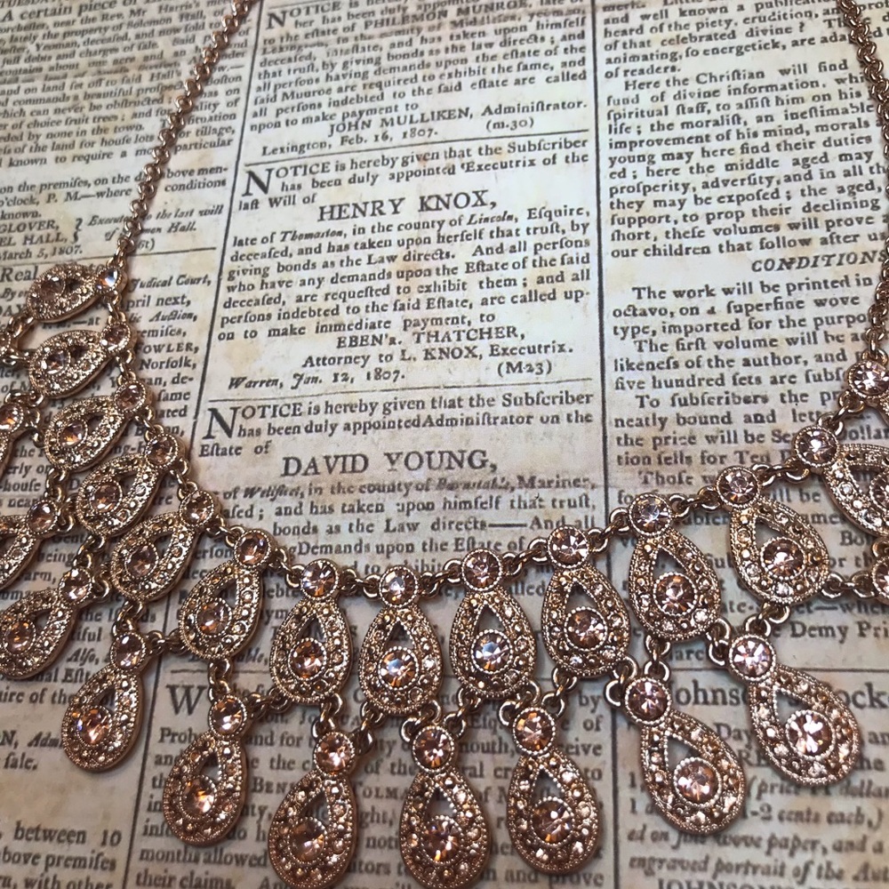Sold on Posh Rose gold toned statement necklace - Picture 1 of 3